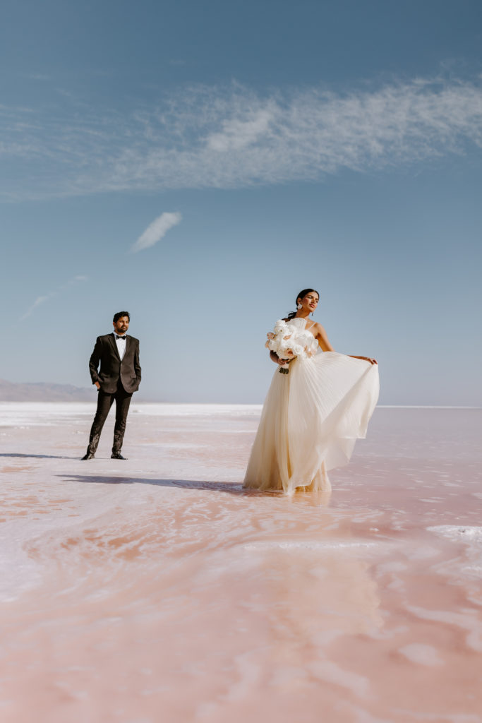 Pink Lake Utah Elopement
Utah Wedding Photographer 